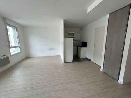 Location appartement 1 pièce, 32.30m², Saint-Nazaire - Photo 3