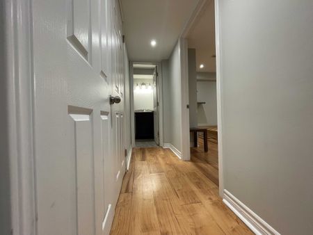 For Lease - 233 Aspenwood Drive Unit# Lower Level, Newmarket, Ontario - Photo 3