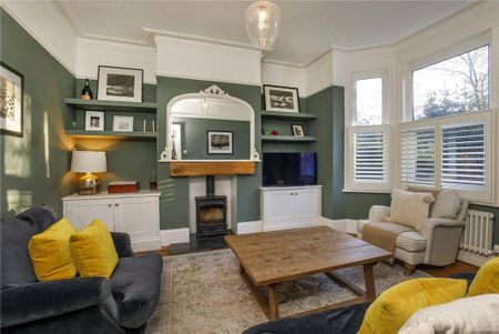 4 bedroom terraced house to rent - Photo 2