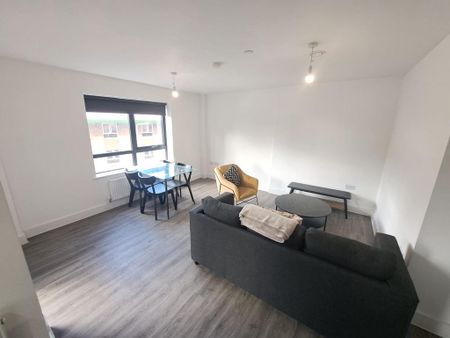 2 bedroom apartment to rent - Photo 3