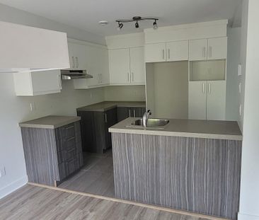Maison Jumelee a Louer - Photo 4