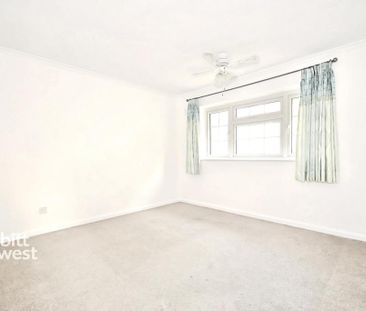 3 bedroom end of terrace house to rent - Photo 5