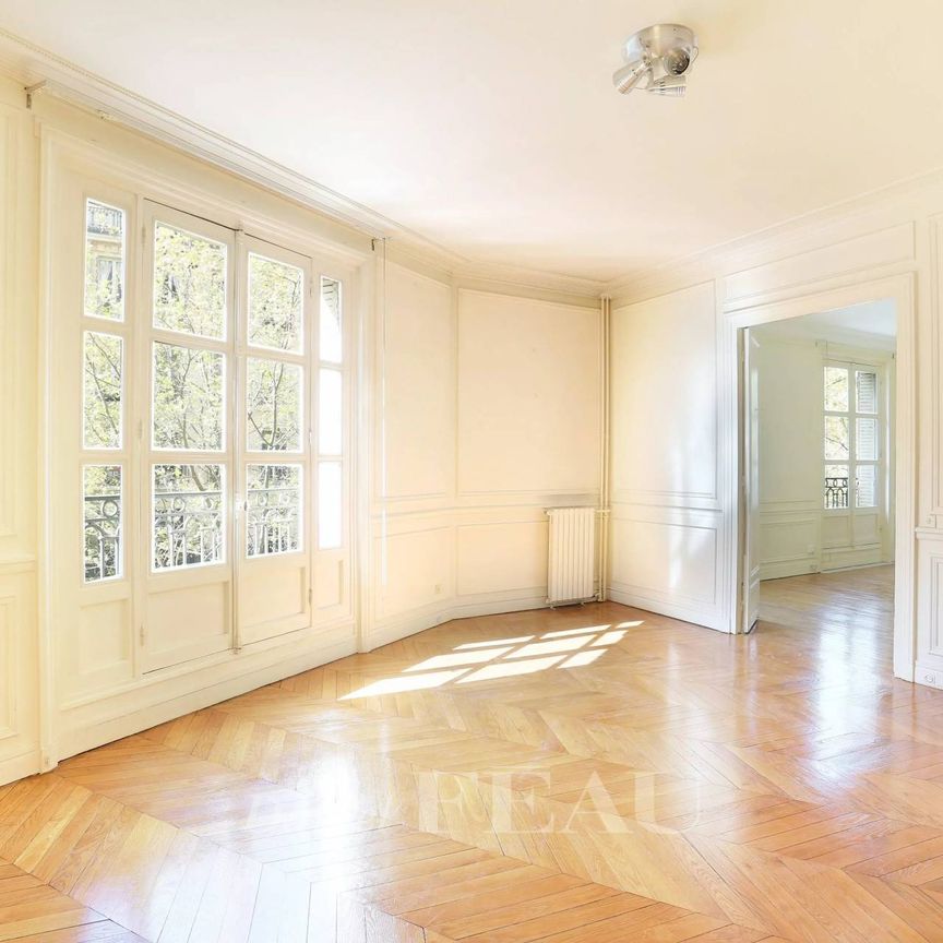 Location appartement, Paris 7ème (75007), 7 pièces, 193.3 m², ref 86210988 - Photo 1
