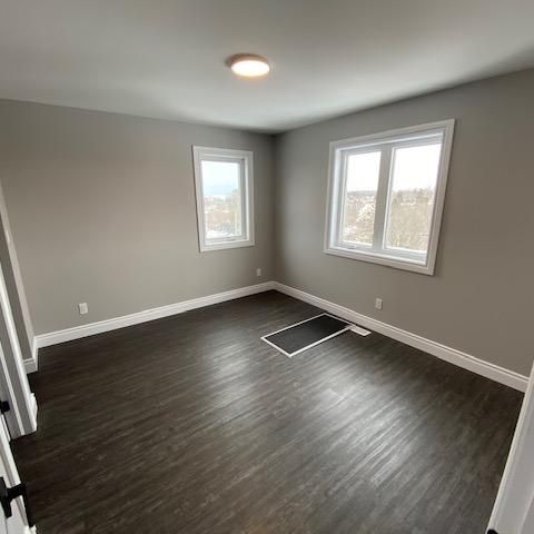 65 Gardiner St - Unit 2, 4 bed, 4 bath STUDENT RENTAL AVAILABLE MAY 2025 - Photo 1