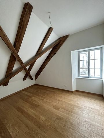 Exklusive 4.5-Zimmer-Dachmaisonette-Wohnung in Bubikerhaus mitten in der Rapperswiler Altstadt - Photo 4