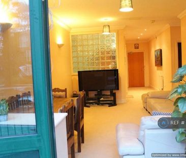 2 bedroom flat to rent - Photo 3