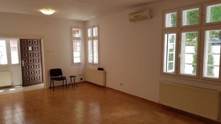 Zona Dorobanti Floreasca, casa cu 4 camere de inchiriat, 130 mp utili - Photo 2