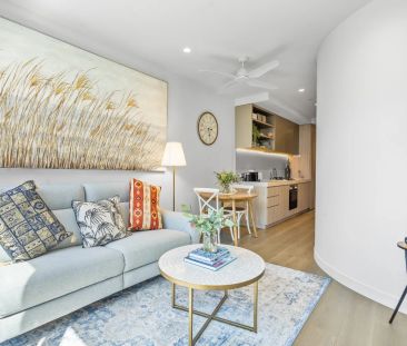 Bright One Bedroom with amazing building facilities! - Photo 6