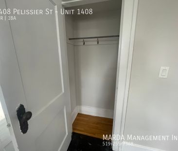 SPACIOUS 2 BEDROOM/1BATH UNIT IN WINDSOR + HYDRO & GAS - Photo 5