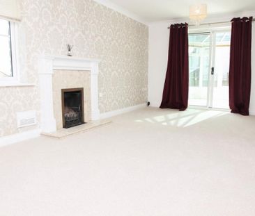 4 bedroom detached house to rent - Photo 4