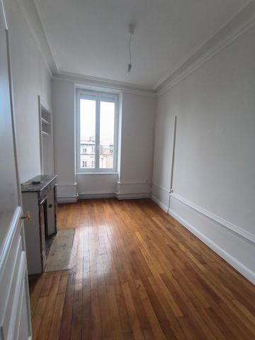 Location Appartement Clermont-Ferrand - Photo 2