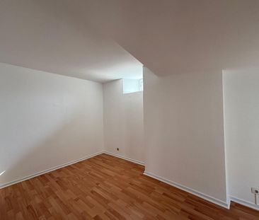Location Appartement 3 pièces 84m² CHABEUIL 26120 - Photo 5