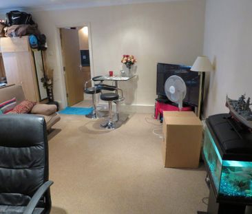 Studio to rent - Photo 6