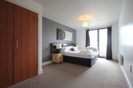2 bedroom apartment to rent - Photo 4