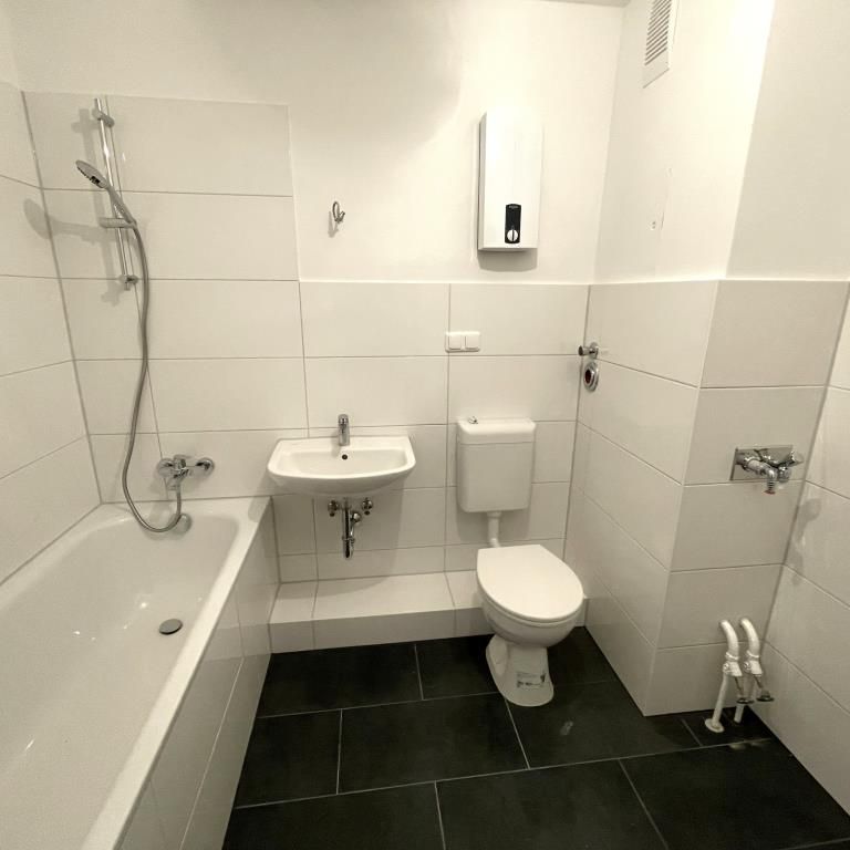 Gemütliche 3-Zimmer-Wohnung mit neuem Bad in Wolfsburg zu vermieten - Foto 1