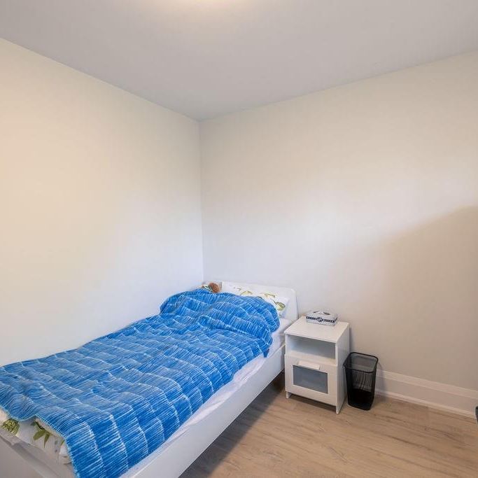93 PURDY Crescent Unit# 1 - Upper, Hamilton, Ontario, L9A3B5 - Photo 1