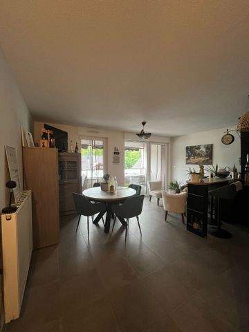 Location Appartement 3 pièces 65m² - Photo 3