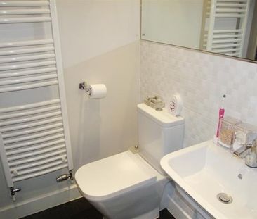 Blackburn Way, West Wick, Weston-Super-Mare - Photo 1