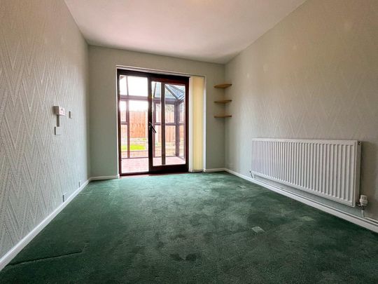 3 bedroom bungalow to rent - Photo 1