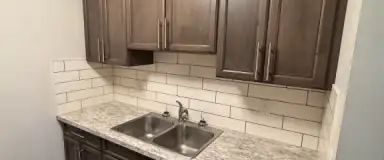 Brand New Renovated 3 bedroom unit | C - 438 12 Avenue Northeast, Calgary - Photo 1