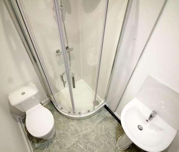 Chesham Road, Chesham, BL9 - Photo 3