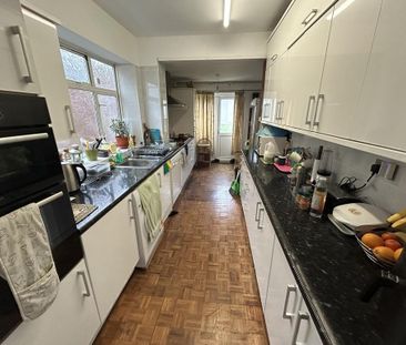 House share to rent - Photo 1