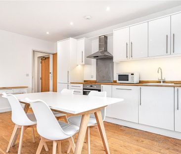 2 bedroom apartment to rent - Photo 6