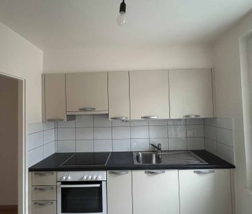 2.5 Zimmer, 47 m², 2. Stock - Photo 2