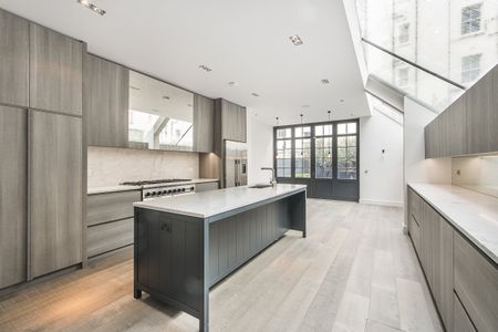 4 bedroom terraced house to rent - Photo 3