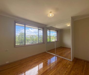 3 Bedroom Half House - Photo 2