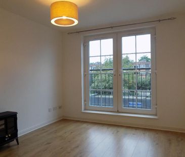 2 bed flat for rent in The Shore - Photo 4