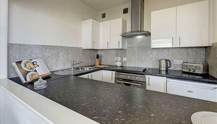 1 bedroom apartment to rent - Photo 5