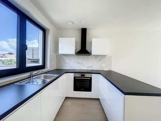 Appartement te huur - Photo 1