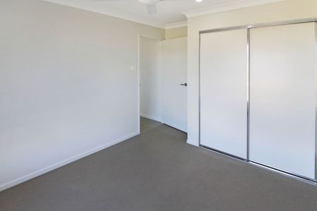 55 Tarragon Way, Chisholm - Photo 4