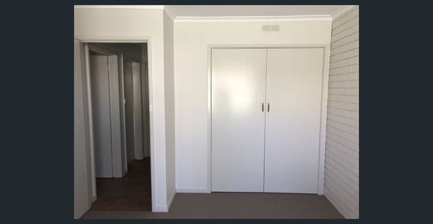 FULLY FURNISHED UNIT CLOSE TO CBD - Photo 1