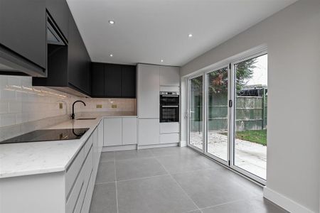 4 bedroom house to rent - Photo 3