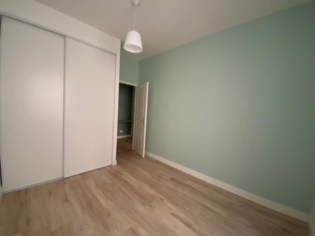 Location Appartement 3 pièces 53m² LYON 7ème - Photo 2