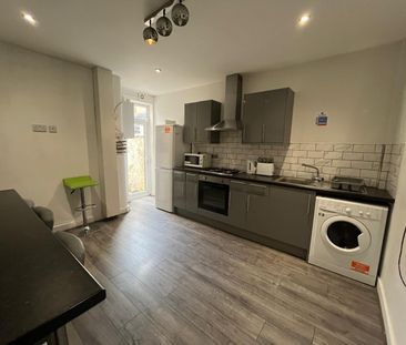 Horsham Street, Salford - Photo 1