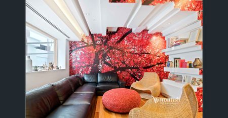 Stunning Luxurious One Bedroom Waterfront Apartment - Photo 4