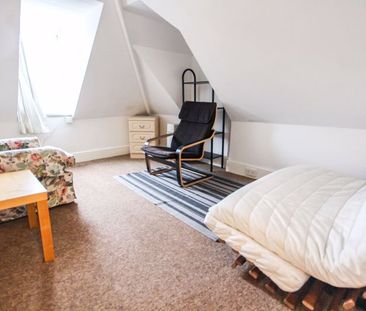 Queens Park Gardens, Bournemouth - Photo 3