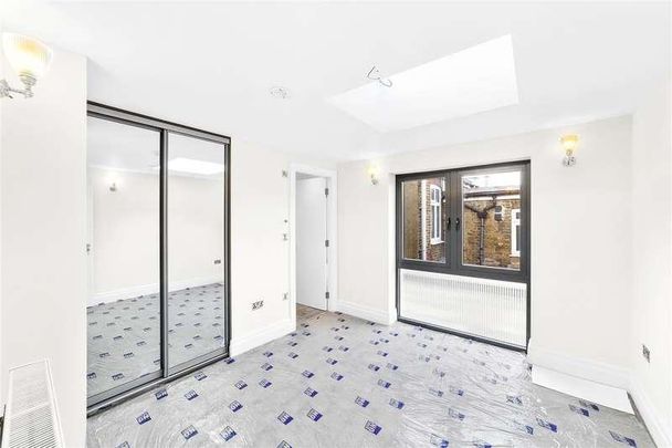 Villiers Road, Willesden, NW2 - Photo 1