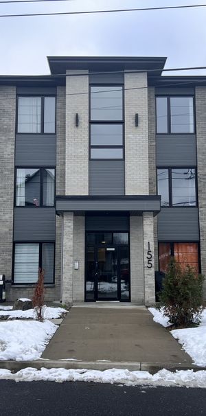 4 ½ à Louer à Cowansville, En RABAIS! - Photo 1