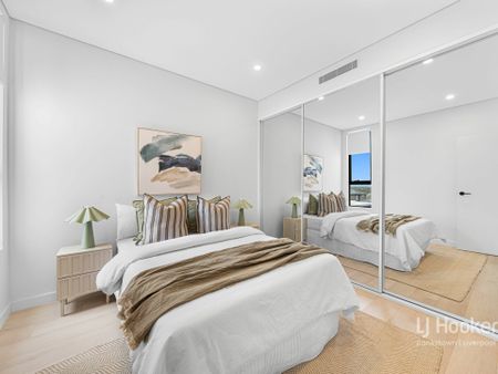 10C Ikara Crescent, Moorebank NSW 2170 - Terrace For Rent | Domain - Photo 2