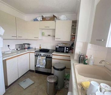 Lake Drive, Peacehaven, BN10 - Photo 4