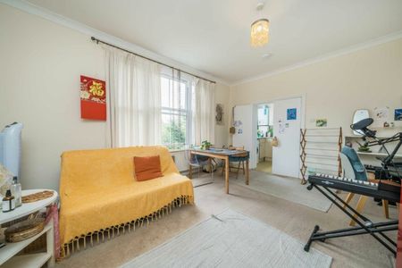 Springfield Road, KT1, London - Photo 3