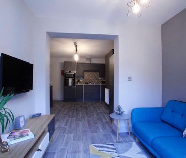Stunning Professional House Share in City Centre - Rarely Available! - Photo 1