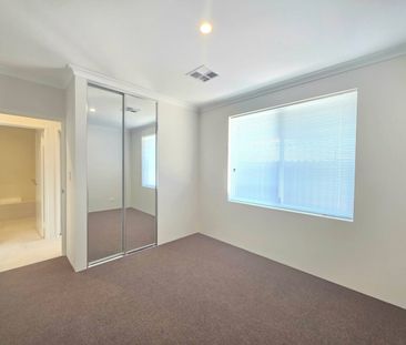 Charming Coastal Retreat at 61 Deauville Approach, Madora Bay! - Photo 3