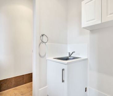 Beautiful Townhouse Overlooking Park! - Photo 5