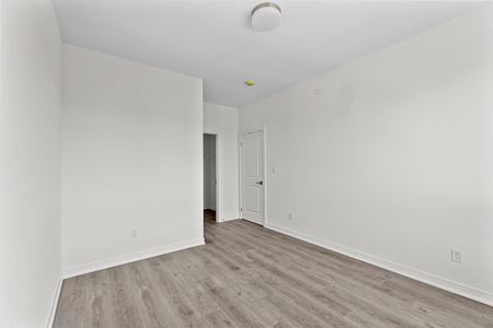 For Lease - 4035 Hickory Drive Unit# 11, Mississauga, Ontario - Photo 2
