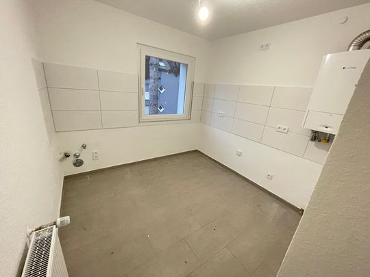 *Erstbezug nach Sanierung*Balkonwohnung*grüne Siedlung* - Foto 1